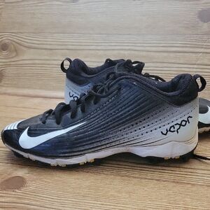 Nike Vapor Black and White Athletic Cleats